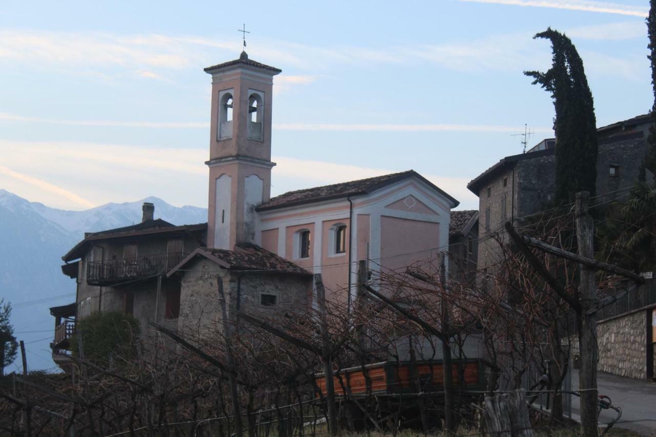 Casa Nel Borgo - Il Gufo Apartamento Tremosine Exterior foto